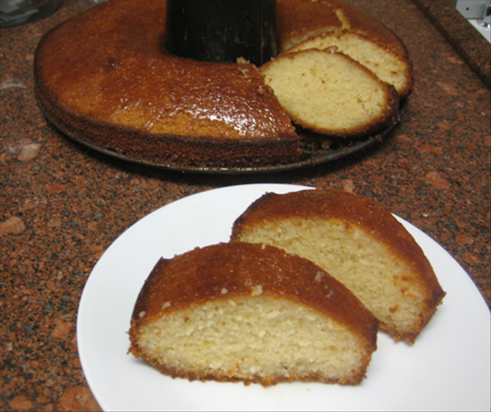 ... and your semolina coconut cake is ready
Bon Appetite!
